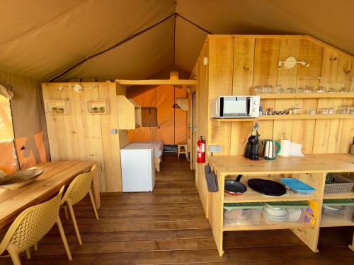 nino_glamping_tent_2_2026-05-29_at_21